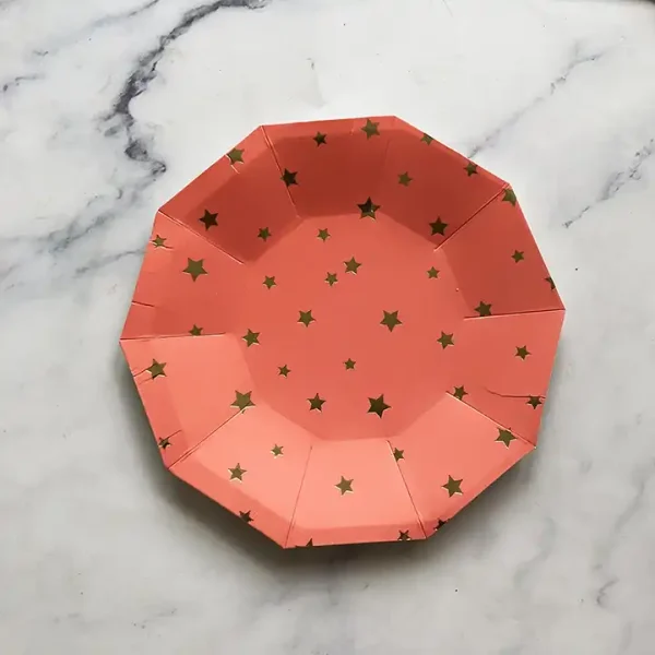 Wholesale Factory 9 Inch Decagon Paper Plate red